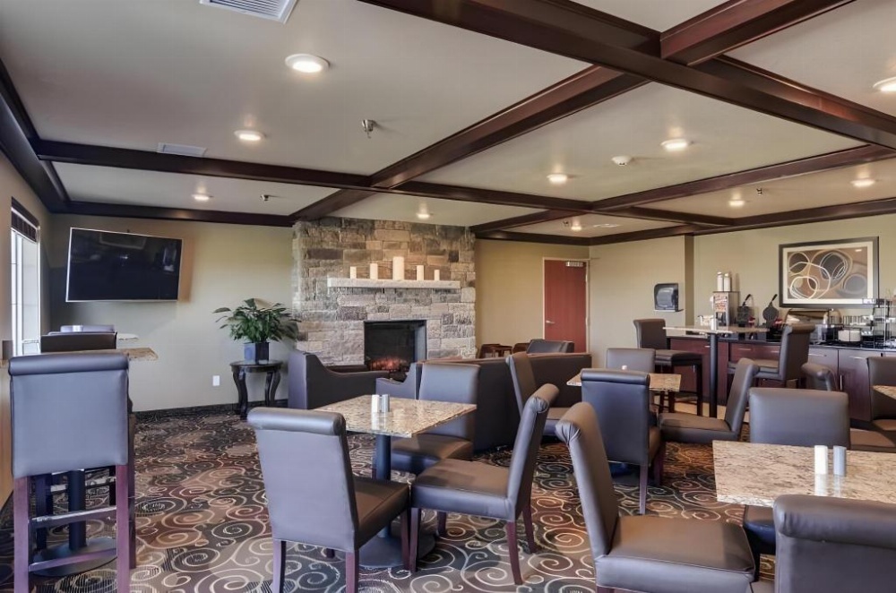 Cobblestone Inn & Suites - Altamont Main image